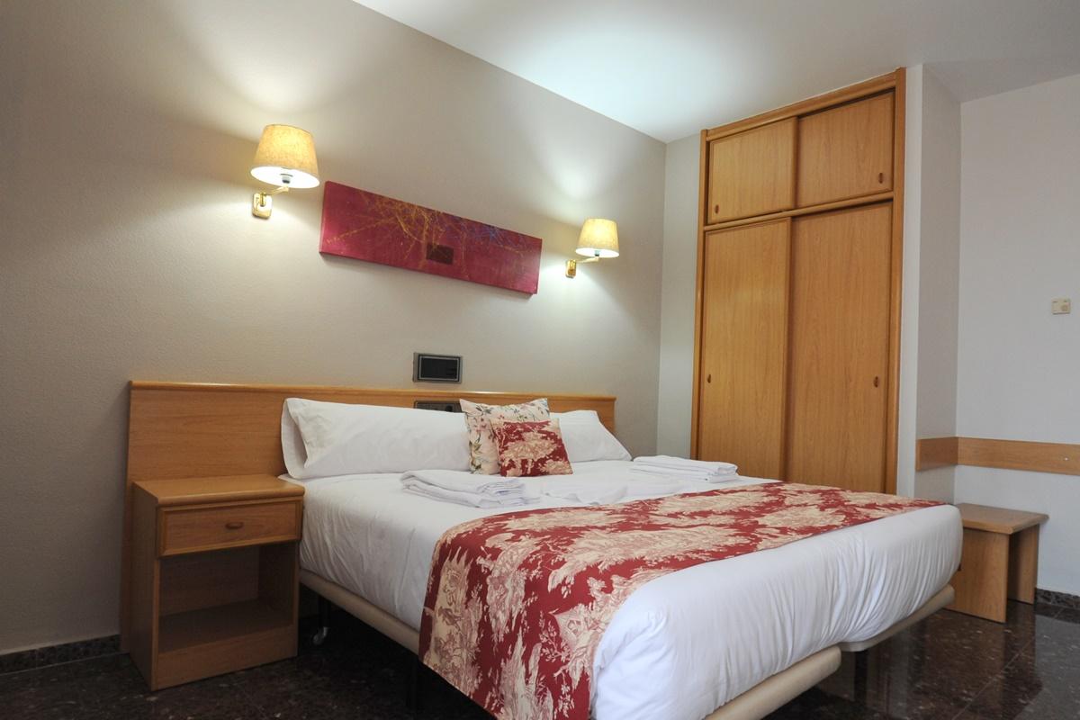 La Imperial Hotel Luceni Ngoại thất bức ảnh